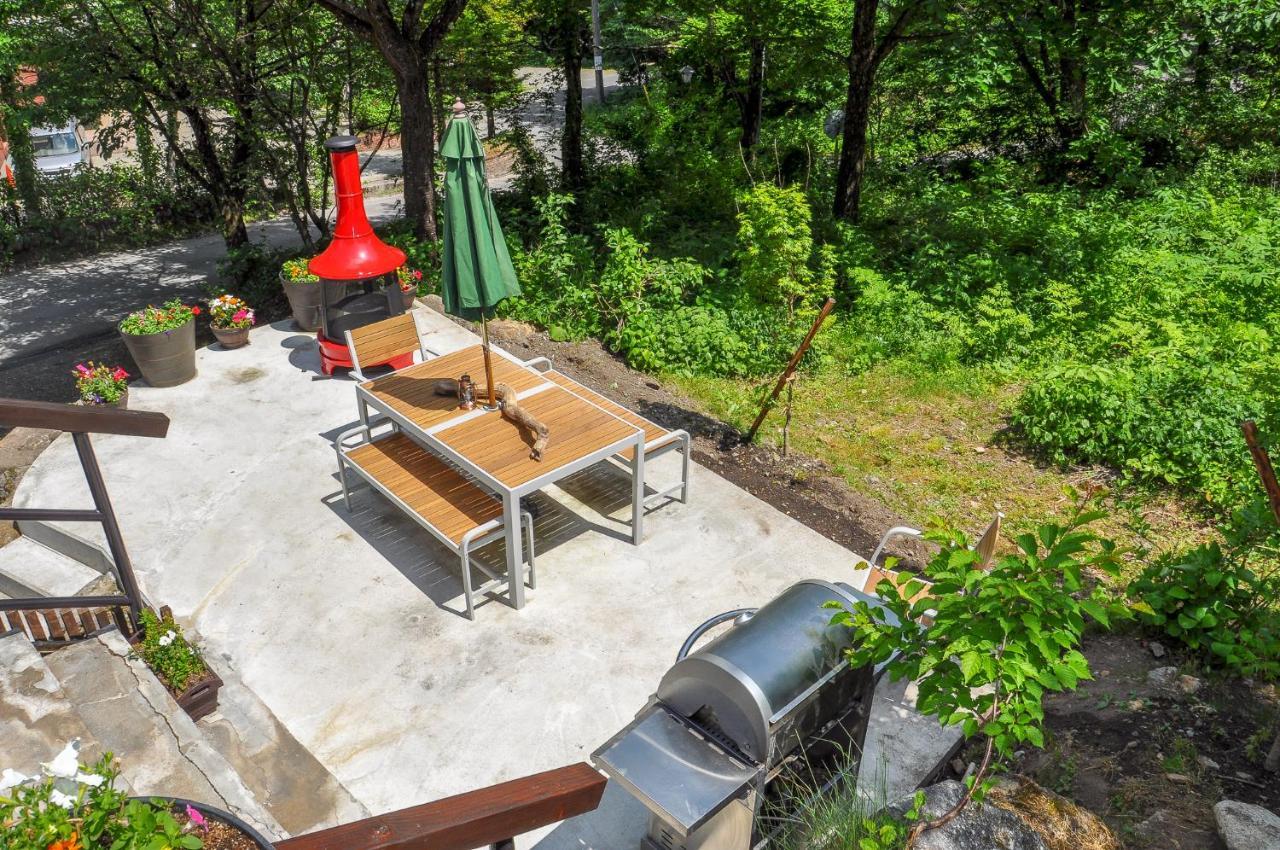 Altitude Apartments Hakuba Exterior photo